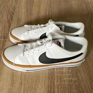 Nike Mens athletic shoes - size 8.5